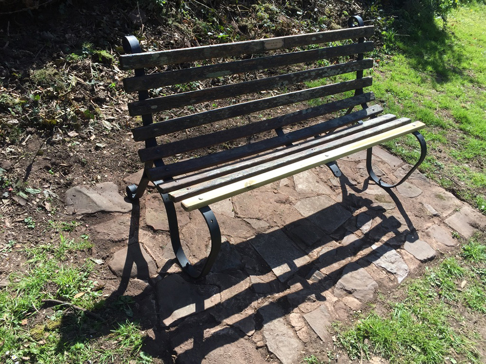 Luccombe bench restored Luccombe bench restored