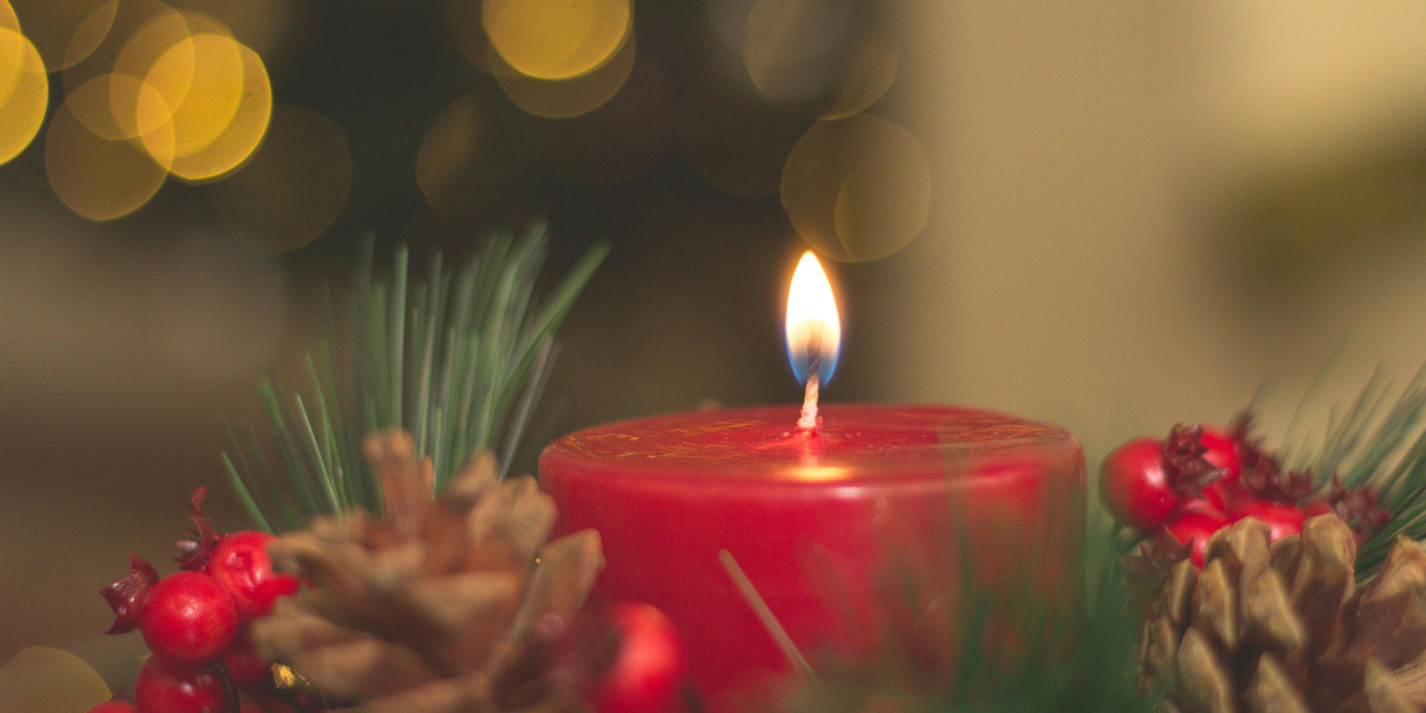A festive Christmas candle arrangement